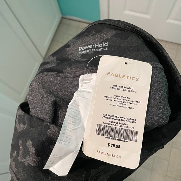 Fabletics Camo Leggings NWT - Picture 4 of 5